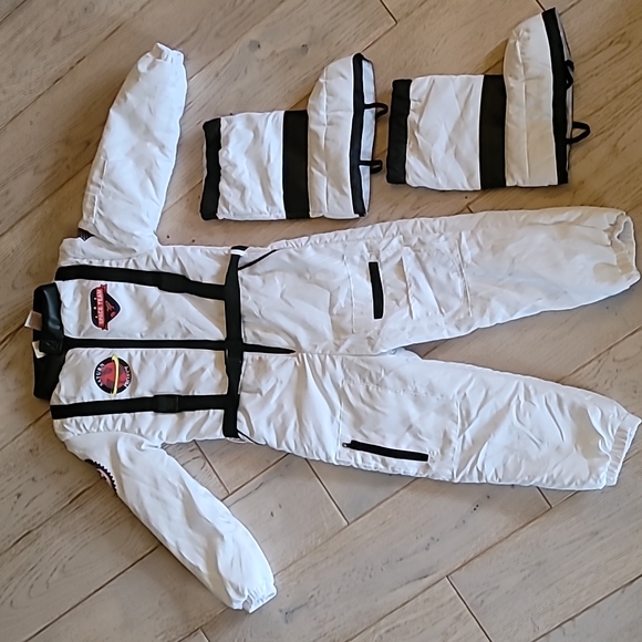 Kids 7 NASA Space Astronaut Jumpsuit Costume Play USA - Picture 1 of 7